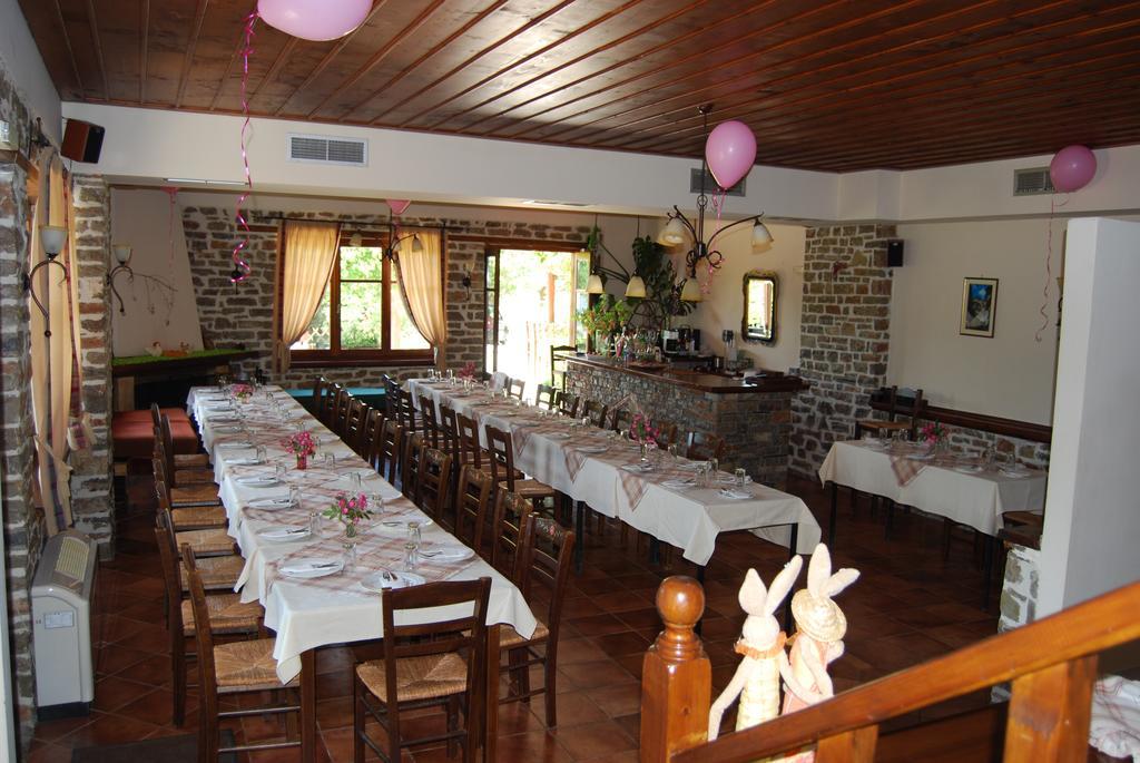 Dryades Guesthouse Ano Khora Exterior foto