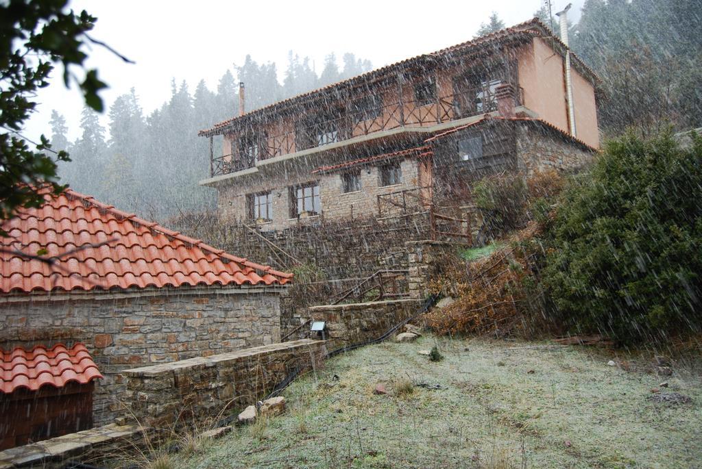 Dryades Guesthouse Ano Khora Exterior foto