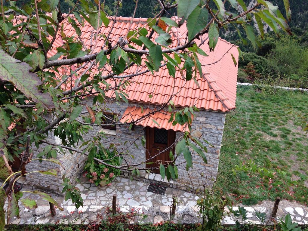 Dryades Guesthouse Ano Khora Exterior foto