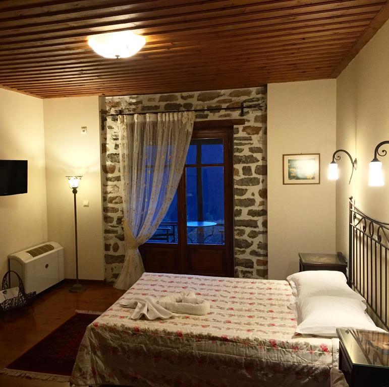 Dryades Guesthouse Ano Khora Exterior foto